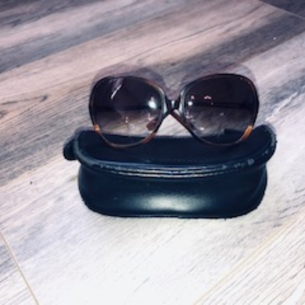 Oliver Peoples